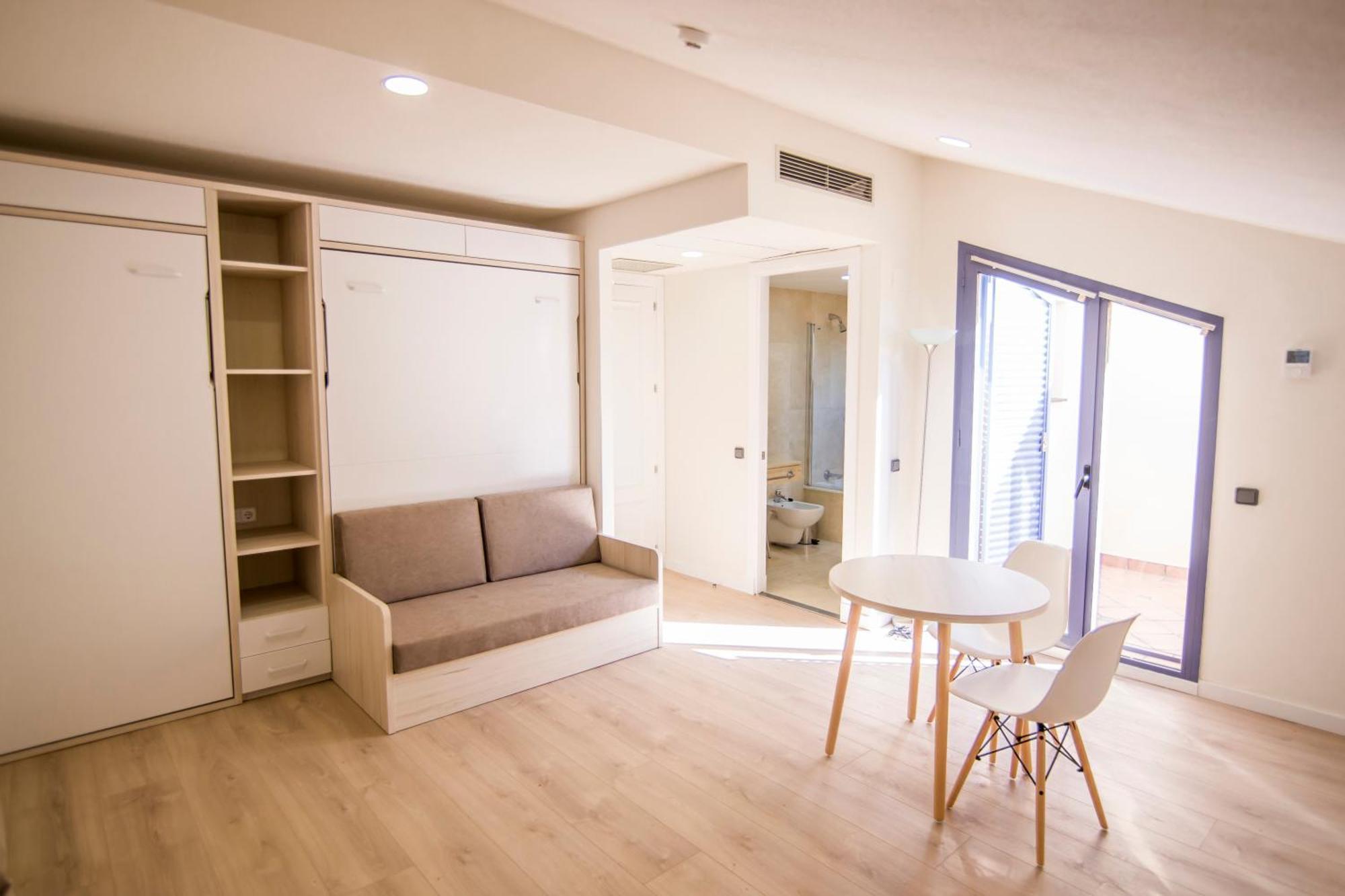 Apartamentos Plaza De Santiago - Estudios Turisticos - 1 Llave Pinto Eksteriør bilde