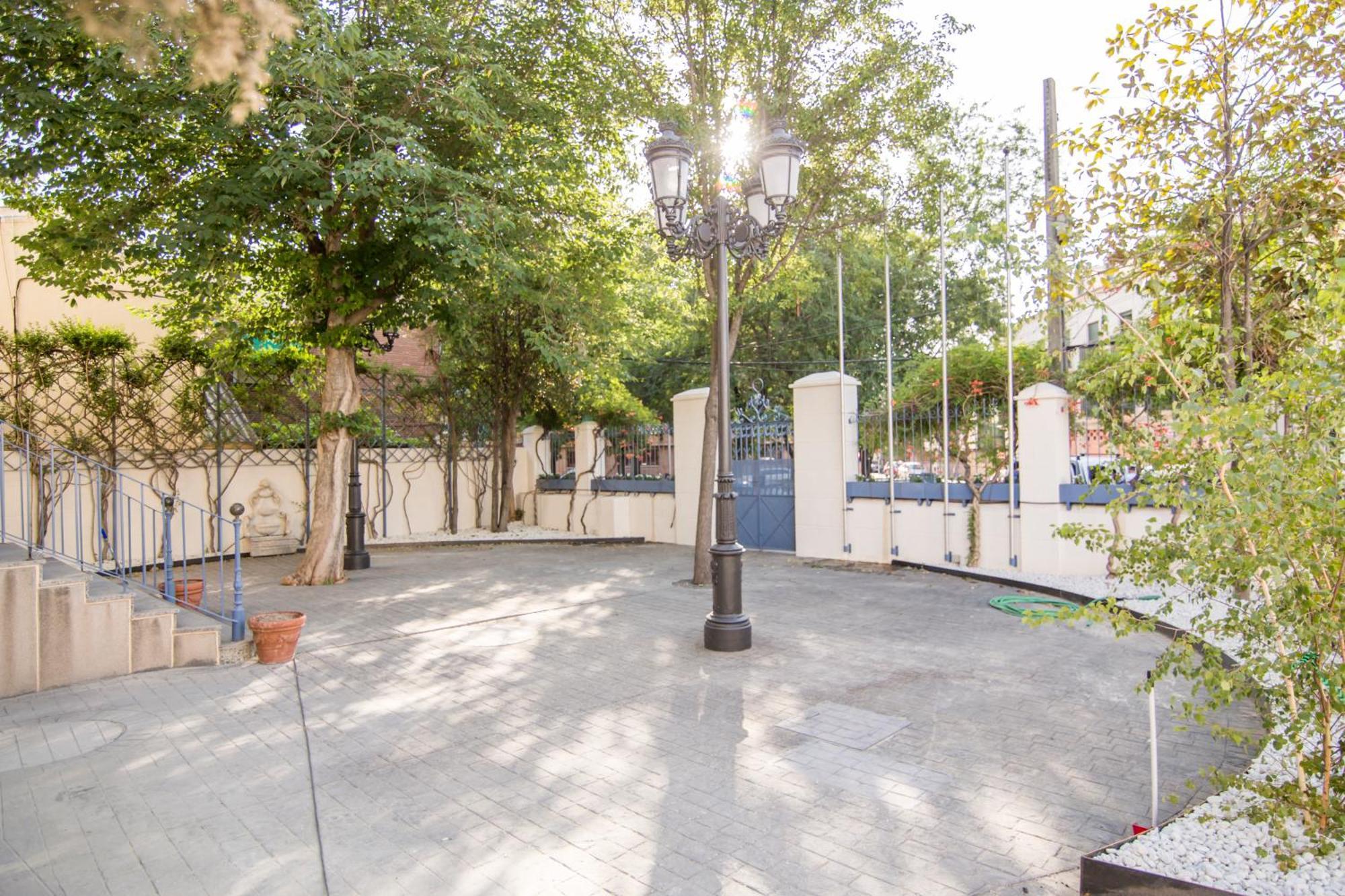 Apartamentos Plaza De Santiago - Estudios Turisticos - 1 Llave Pinto Eksteriør bilde